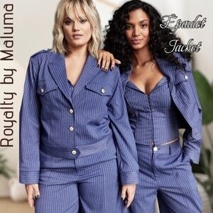 ROYALTY BY MALUMA Structured/Tailored Pinstripe Epaulet Cropped Jacket Md NWT